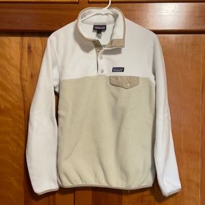 Cream and white Patagonia Snap T